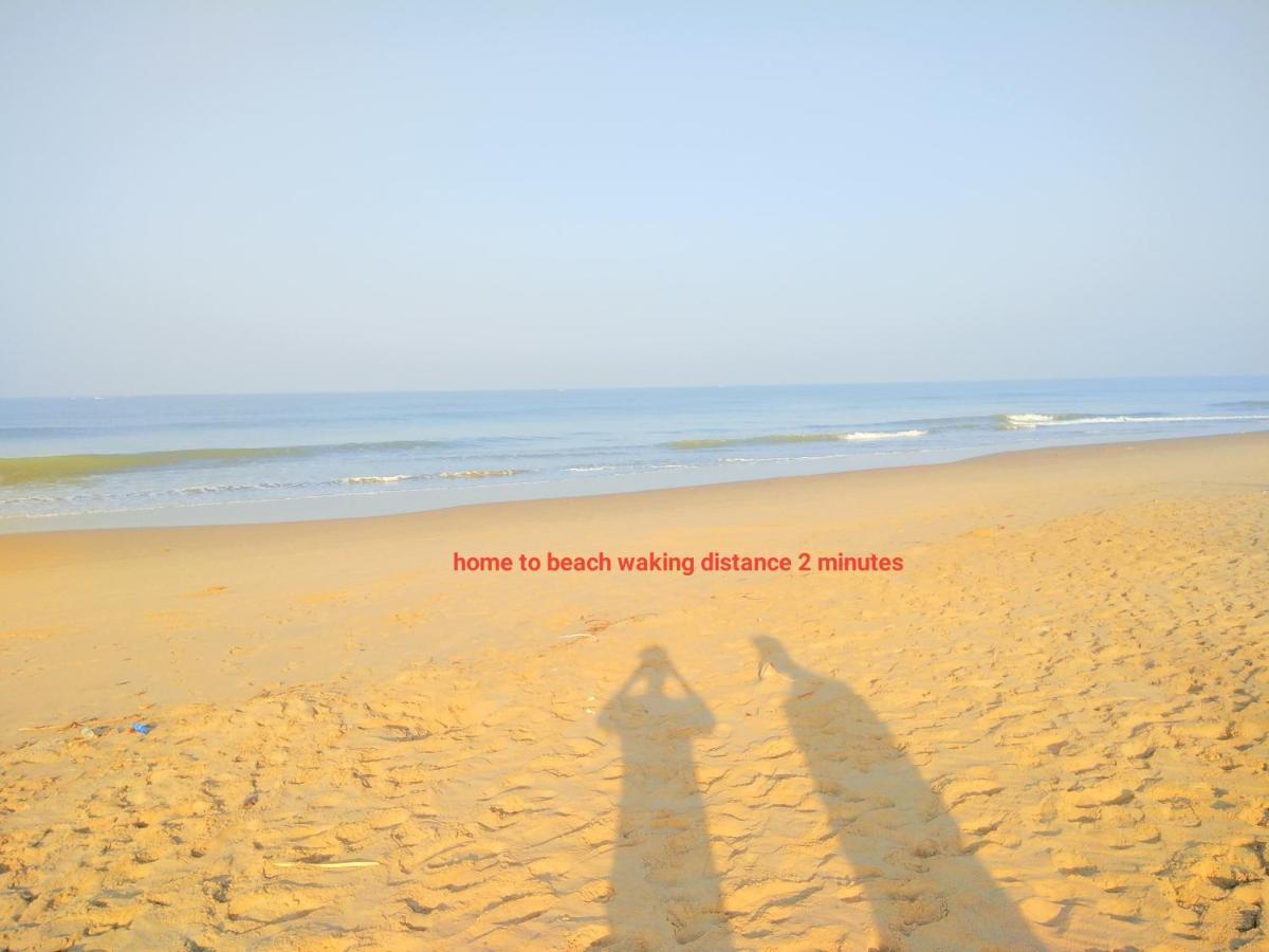 Sarvesh Arundekar Home Stay In Beach Side Ac Room ゴカルナ エクステリア 写真